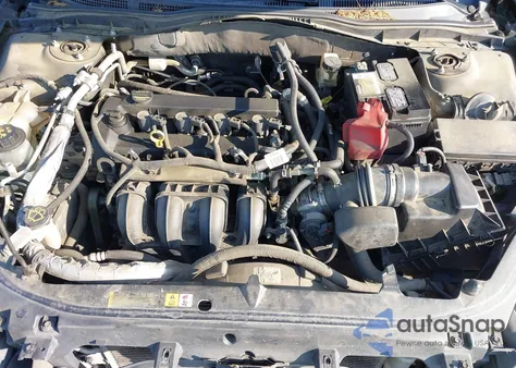 2010 Ford Fusion Se z USA, uszkodzony, nr VIN 3FAHP0HA0AR305923